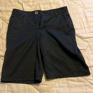 Under Armour Size 12 Dress Shorts